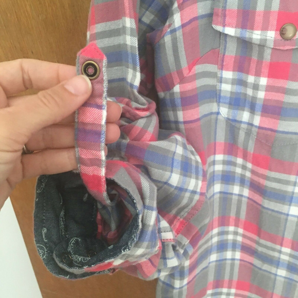 Jachs Girlfriend BEA Flannel Button Snap Shirt - Picture 5 of 8